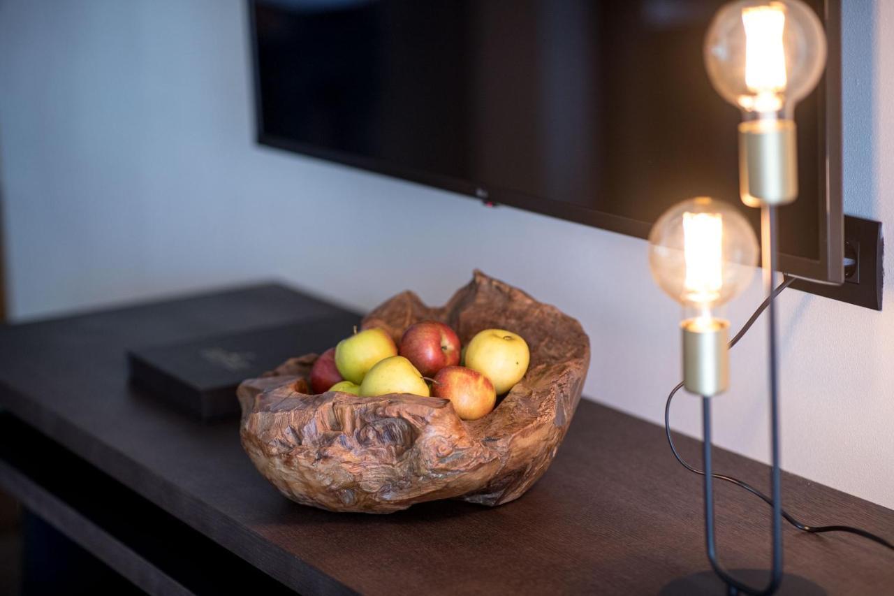 Hotel Finkenhof - Feel At Home Schenna Εξωτερικό φωτογραφία