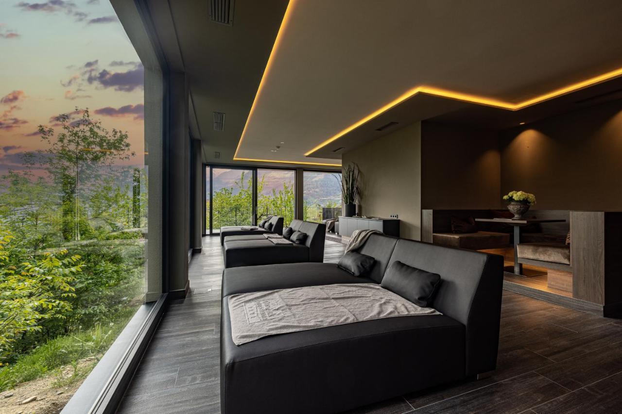 Hotel Finkenhof - Feel At Home Schenna Εξωτερικό φωτογραφία