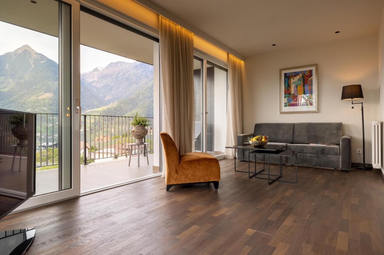 Hotel Finkenhof - Feel At Home Schenna Εξωτερικό φωτογραφία