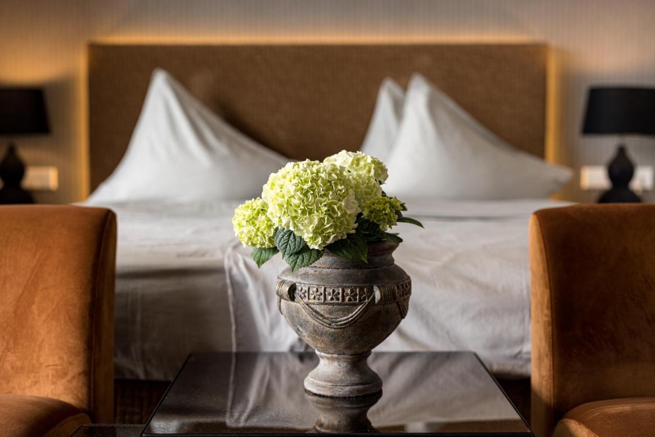 Hotel Finkenhof - Feel At Home Schenna Εξωτερικό φωτογραφία